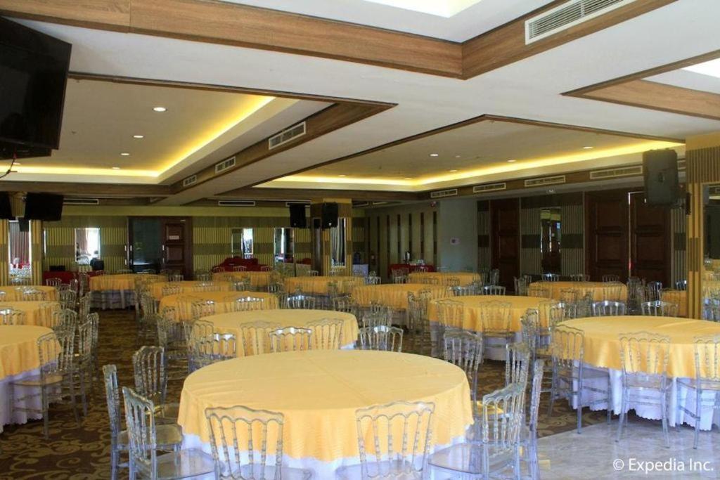 Newtown Plaza Hotel Baguio City Buitenkant foto